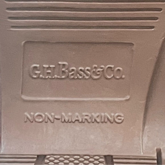 G.H. Bass Wingtip Oxford Casual Dress Shoes Tan Suede Leather Mens 8.5 D NEW - Picture 11 of 12